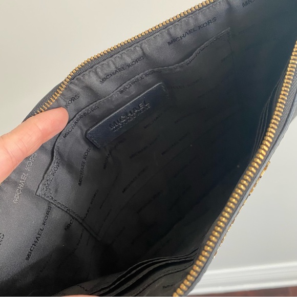 Michael Kors Envelope Clutch - Picture 4 of 5